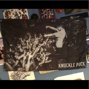 Knuckle Puck Flag